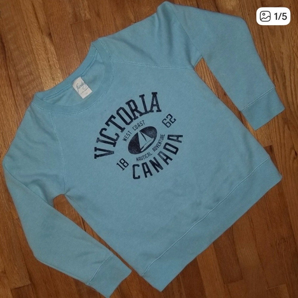Lightweight crewneck Victoria British Columbia Canada